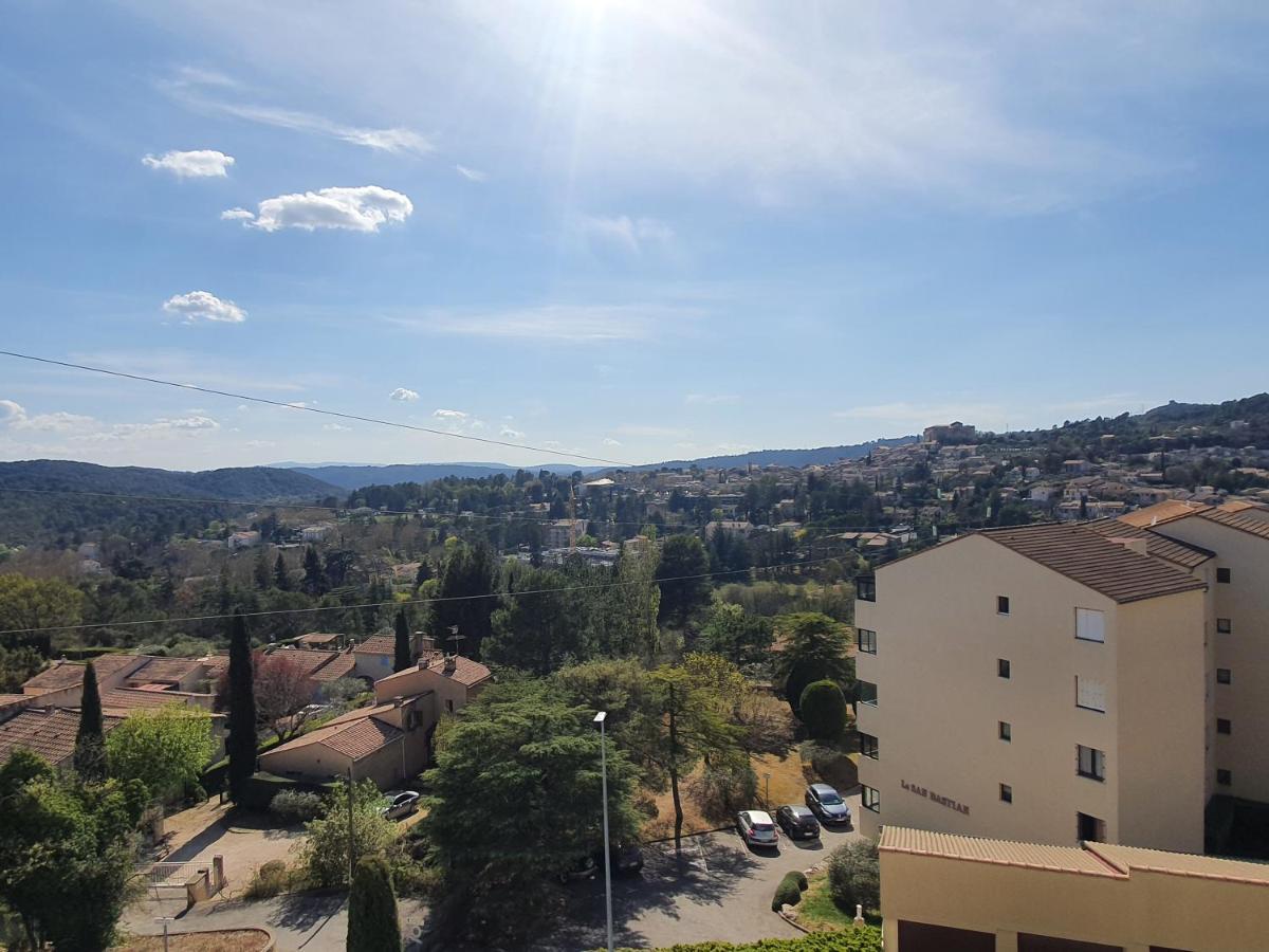 La Vue Du Chateau - Tout Confort Greoux-les-Bains Exterior photo